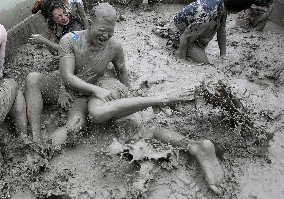 Lễ hội tắm bùn Boryeong